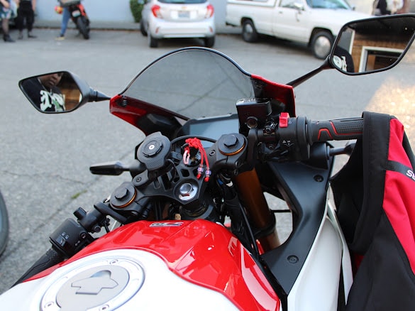Automotive & Moto